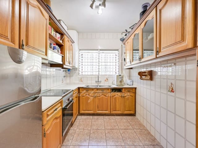 5 sovrum Villa till salu i Santa Cristina d'Aro med garage - 395 000 € (Ref: 9367808)