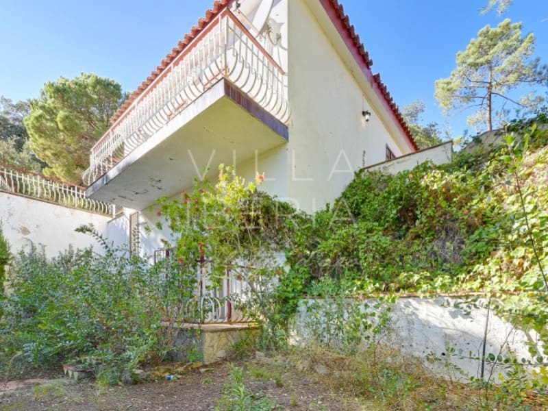 5 slaapkamer Villa te koop in Santa Cristina d'Aro met garage - € 395.000 (Ref: 9367808)