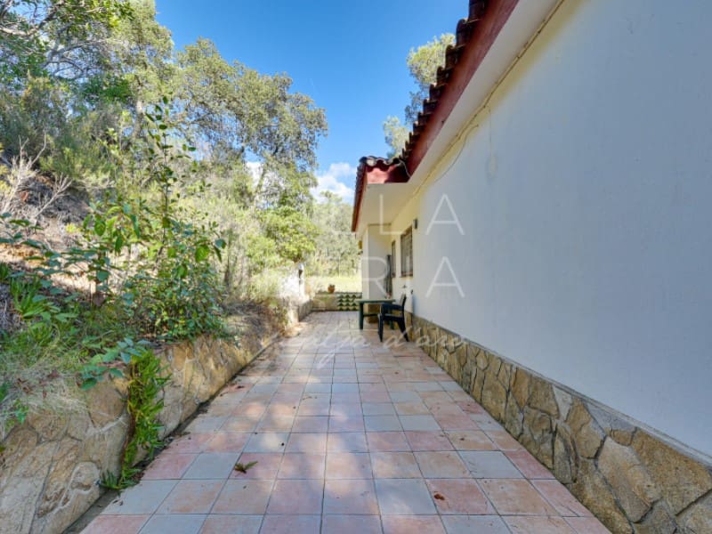 5 slaapkamer Villa te koop in Santa Cristina d'Aro met garage - € 395.000 (Ref: 9367808)