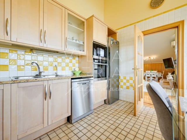 4 slaapkamer Appartement te koop in Platja d'Aro, Castell-Platja d'Aro met garage - € 790.000 (Ref: 9398423)