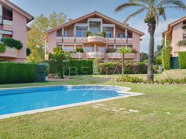 4 slaapkamer Appartement te koop in Platja d'Aro, Castell-Platja d'Aro met garage - € 790.000 (Ref: 9398423)