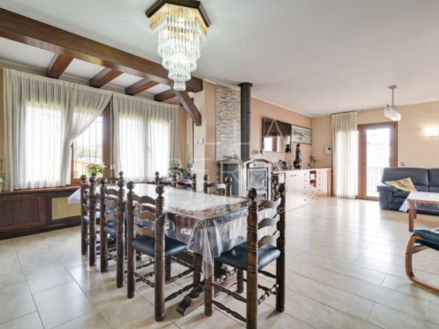 5 Zimmer Villa zu verkaufen in Platja d'Aro, Castell-Platja d'Aro mit Pool Garage - 1.150.000 € (Ref: 9406636)