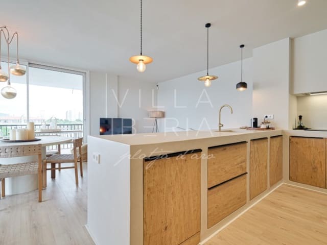 3 soveværelse Lejlighed til salg i Platja d'Aro, Castell-Platja d'Aro med garage - € 800.000 (Ref: 9408042)