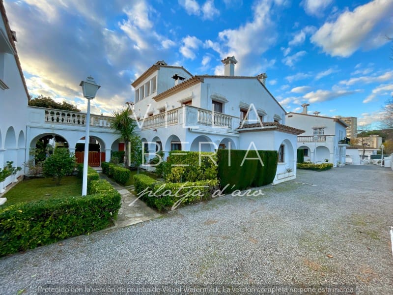 2 soverom Hus til salgs i Platja d'Aro med garasje - € 504 000 (Ref: 9438153)