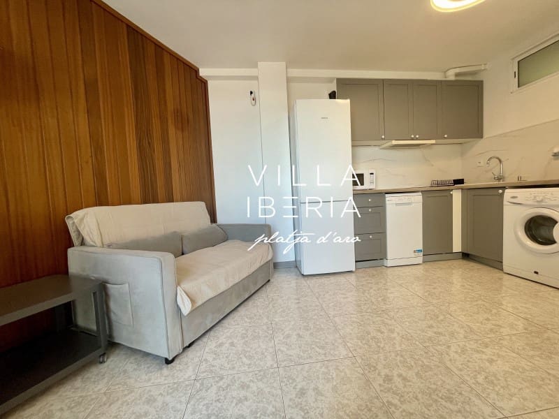 2 bedroom Apartment for sale in Platja d'Aro - € 260,000 (Ref: 9446702)
