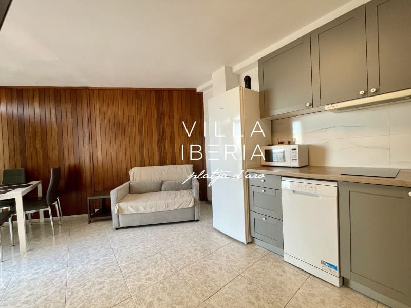 2 bedroom Apartment for sale in Platja d'Aro - € 260,000 (Ref: 9446702)