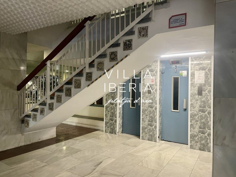 2 bedroom Apartment for sale in Platja d'Aro - € 260,000 (Ref: 9446702)