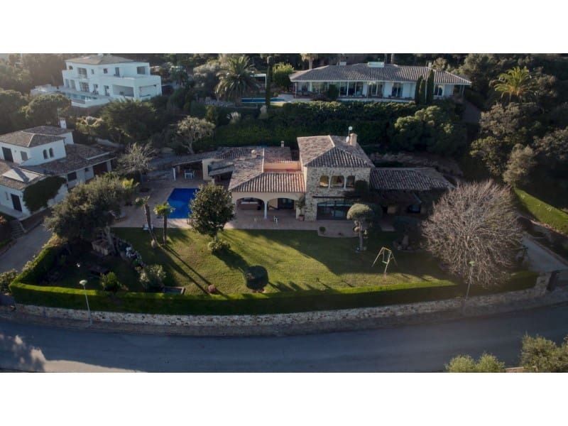 5 makuuhuone Huvila myytävänä paikassa Platja d'Aro mukana uima-altaan - 1 390 000 € (Ref: 9450470)