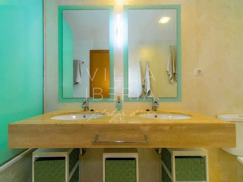 3 bedroom Apartment for sale in Platja d'Aro with garage - € 575,000 (Ref: 9465708)