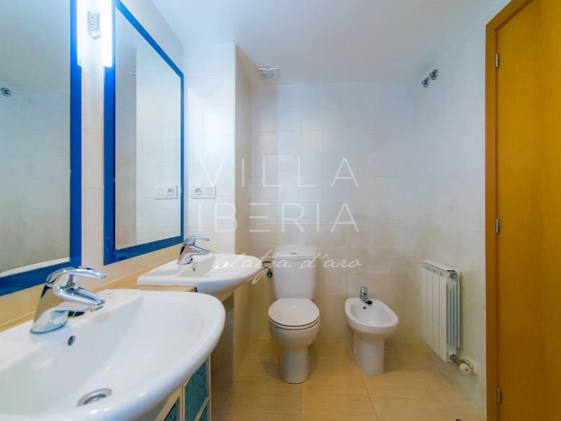 3 bedroom Apartment for sale in Platja d'Aro with garage - € 575,000 (Ref: 9465708)