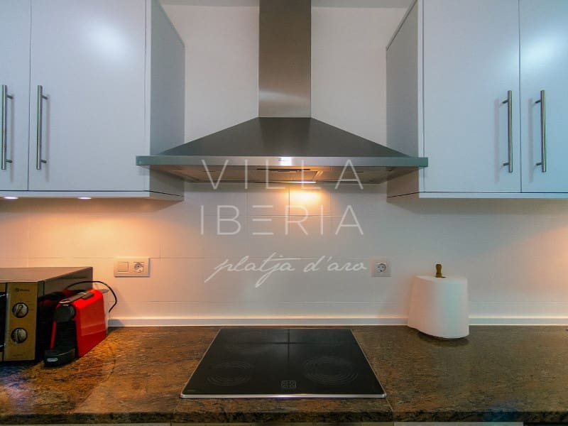 3 bedroom Apartment for sale in Platja d'Aro with garage - € 575,000 (Ref: 9465708)