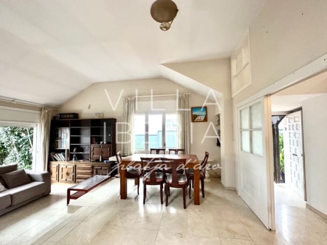 4 sypialnia Dom na sprzedaż w Platja d'Aro, Castell-Platja d'Aro z garażem - 450 000 € (Ref: 9470624)