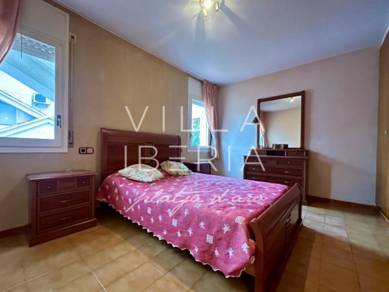 4 slaapkamer Huis te koop in Platja d'Aro met garage - € 450.000 (Ref: 9470624)