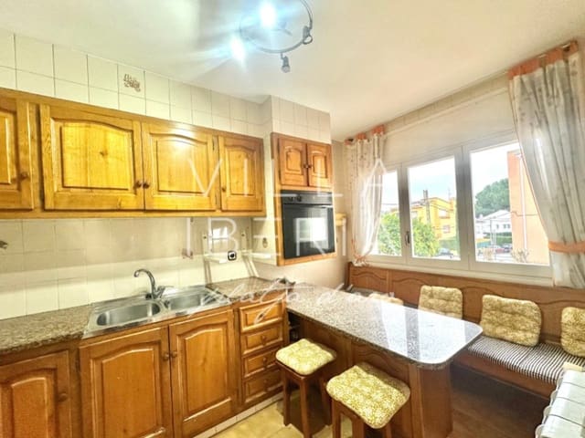 4 sypialnia Dom na sprzedaż w Platja d'Aro, Castell-Platja d'Aro z garażem - 450 000 € (Ref: 9470624)