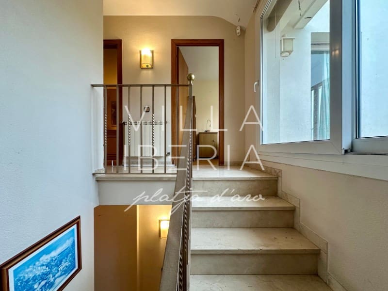 4 slaapkamer Huis te koop in Platja d'Aro met garage - € 450.000 (Ref: 9470624)