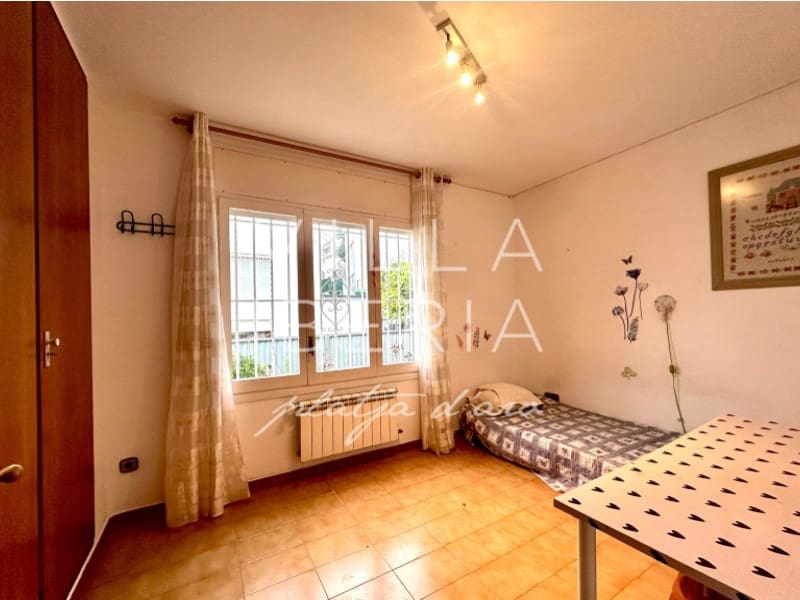 4 slaapkamer Huis te koop in Platja d'Aro met garage - € 450.000 (Ref: 9470624)