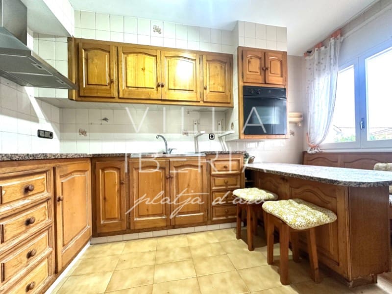 4 slaapkamer Huis te koop in Platja d'Aro met garage - € 450.000 (Ref: 9470624)