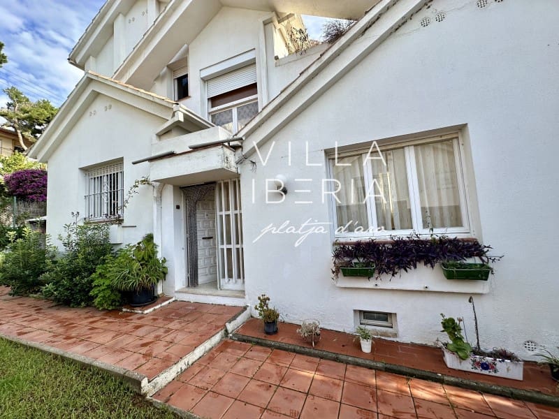 4 sypialnia Dom na sprzedaż w Platja d'Aro z garażem - 450 000 € (Ref: 9470624)