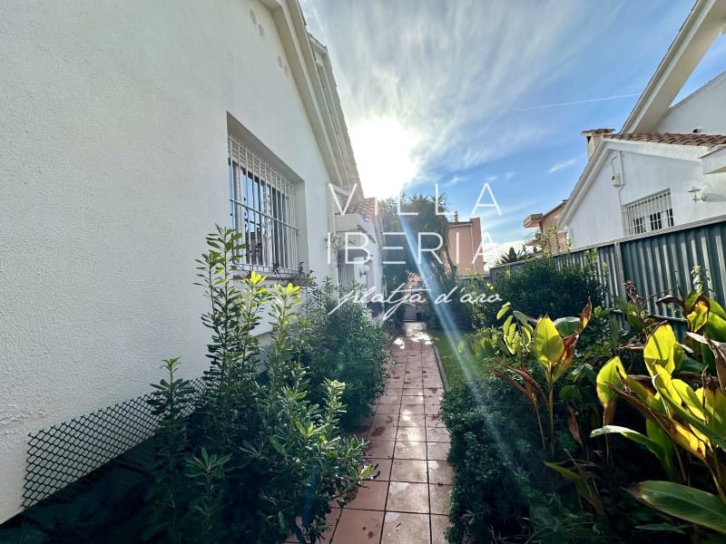 4 sypialnia Dom na sprzedaż w Platja d'Aro z garażem - 450 000 € (Ref: 9470624)