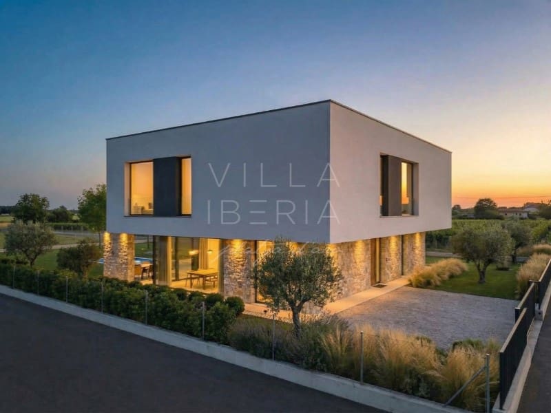 4 slaapkamer Villa te koop in Santa Cristina d'Aro met zwembad garage - € 1.850.000 (Ref: 9474361)