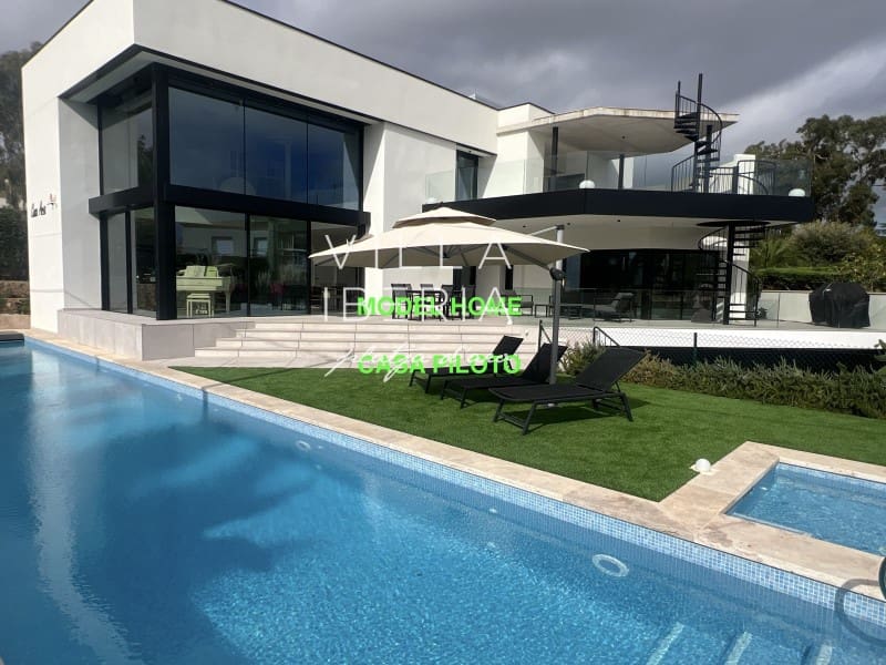 4 slaapkamer Villa te koop in Santa Cristina d'Aro met zwembad garage - € 1.850.000 (Ref: 9474361)