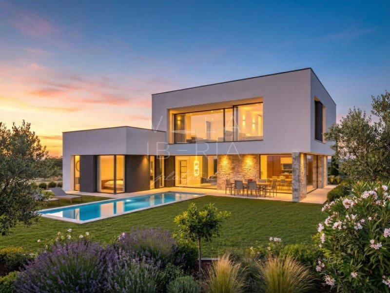 4 slaapkamer Villa te koop in Santa Cristina d'Aro met zwembad garage - € 1.850.000 (Ref: 9474361)