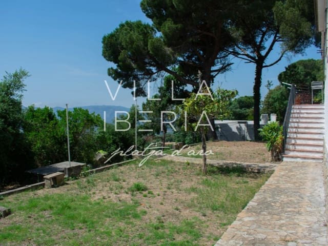 3 camera da letto Villa in vendita in Santa Cristina d'Aro con garage - 315.000 € (Rif: 9474991)