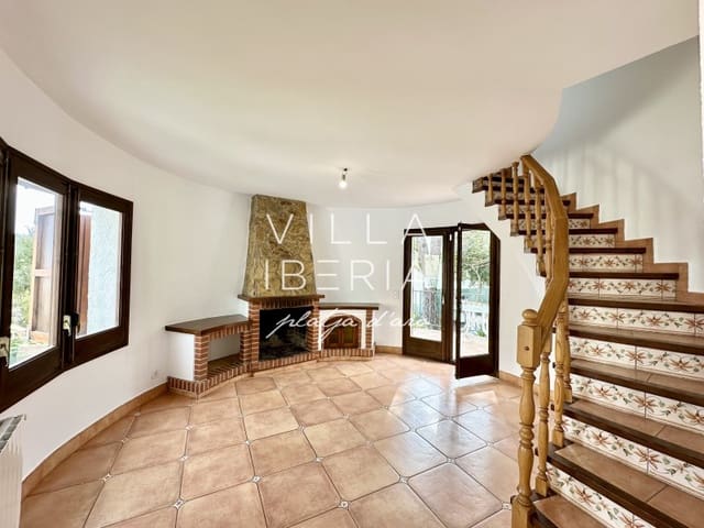 Chalet de 3 habitaciones en Calonge i Sant Antoni en venta - 425.000 € (Ref: 9511279)