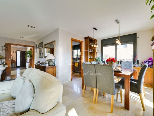 4 Zimmer Villa zu verkaufen in Calonge i Sant Antoni mit Pool Garage - 895.000 € (Ref: 9519222)