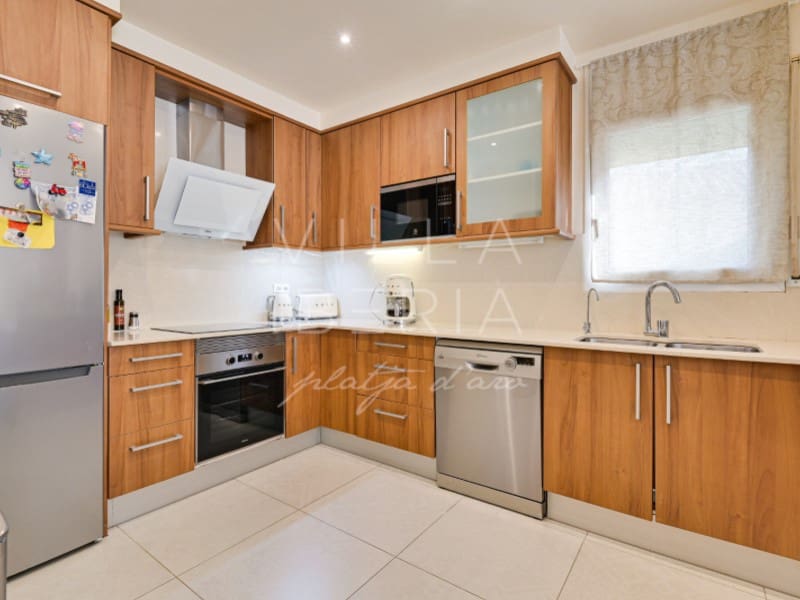 4 slaapkamer Villa te koop in Platja d'Aro met zwembad garage - € 750.000 (Ref: 9528438)