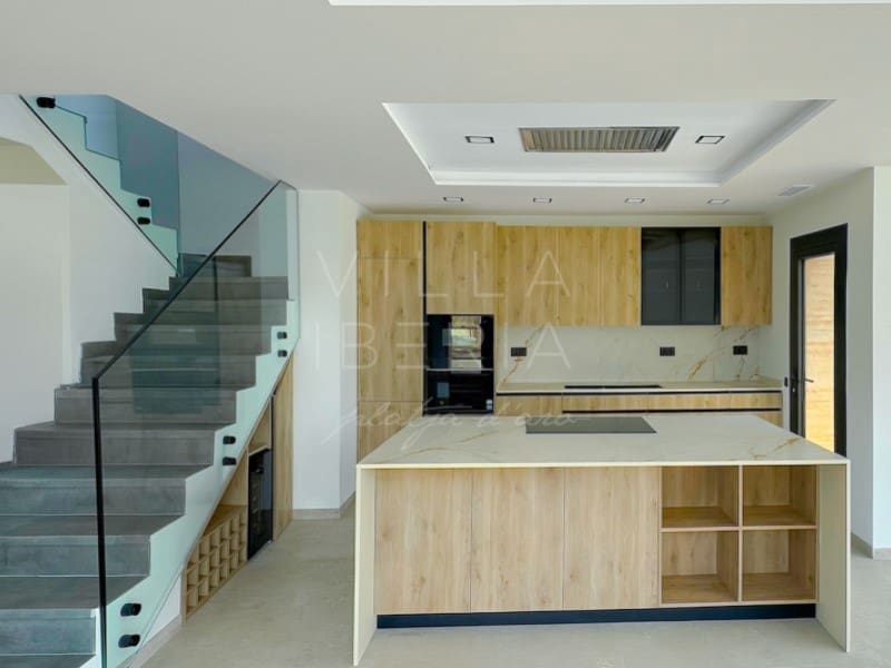 4 camera da letto Villa in vendita in S'Agaro con piscina garage - 1.350.000 € (Rif: 9528440)