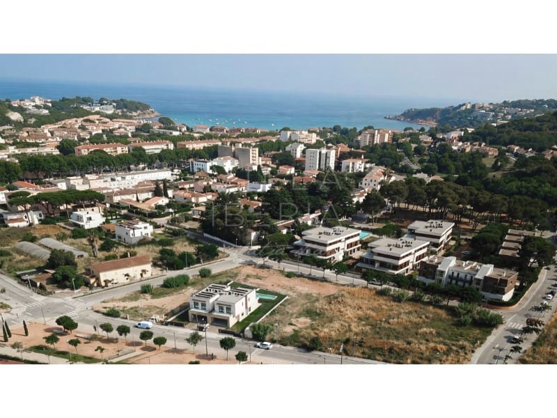 4 camera da letto Villa in vendita in S'Agaro con piscina garage - 1.350.000 € (Rif: 9528440)