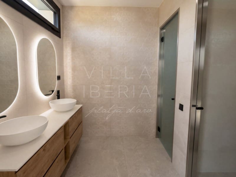 4 camera da letto Villetta Bifamiliare in vendita in S'Agaro con piscina garage - 1.380.000 € (Rif: 9528441)