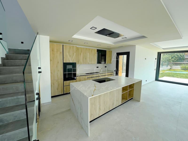 4 camera da letto Villetta Bifamiliare in vendita in S'Agaro con piscina garage - 1.380.000 € (Rif: 9528441)