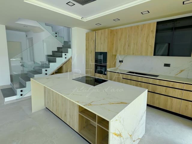 4 camera da letto Villetta Bifamiliare in vendita in S'Agaro, Castell-Platja d'Aro con piscina garage - 1.380.000 € (Rif: 9528441)