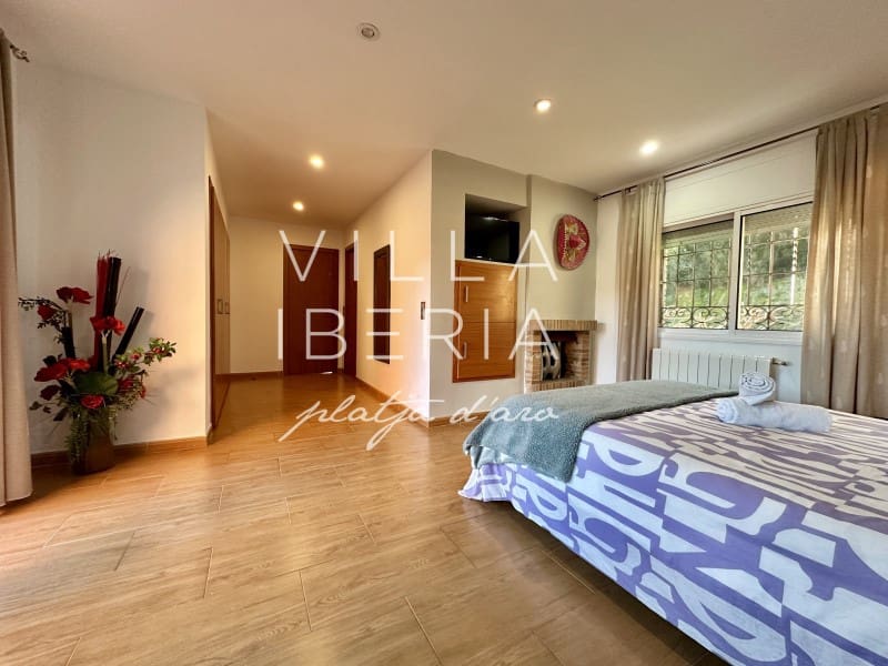 4 sovrum Villa till salu i Santa Cristina d'Aro med pool garage - 799 000 € (Ref: 9536815)