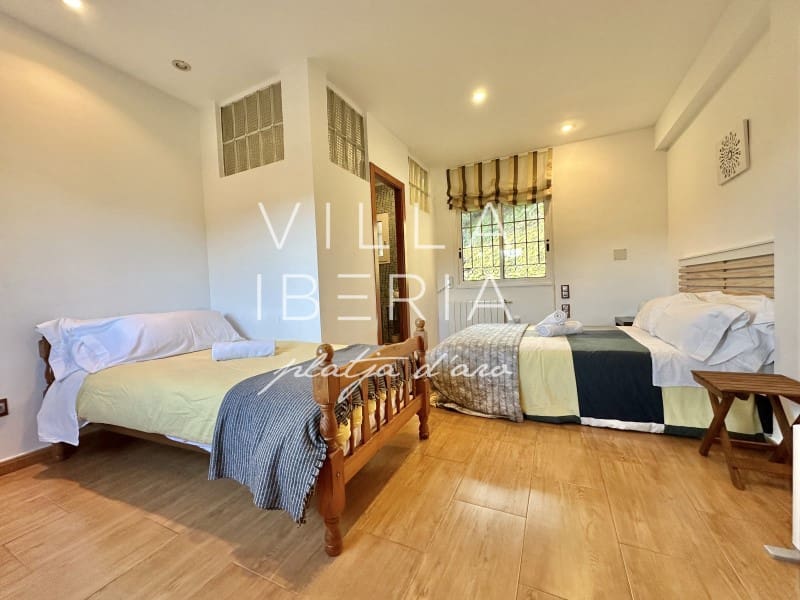 4 sovrum Villa till salu i Santa Cristina d'Aro med pool garage - 799 000 € (Ref: 9536815)