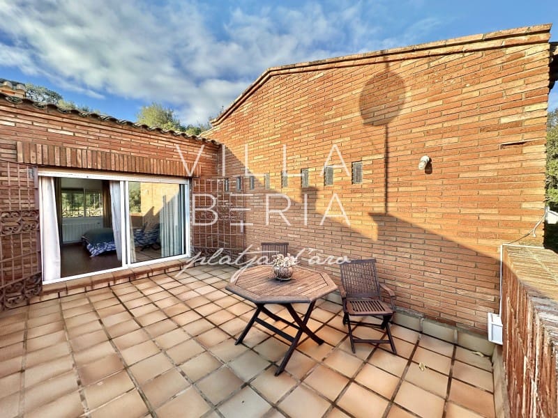 4 sovrum Villa till salu i Santa Cristina d'Aro med pool garage - 799 000 € (Ref: 9536815)