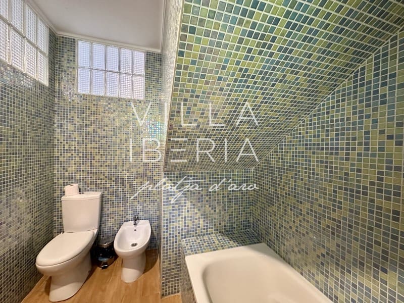 4 sovrum Villa till salu i Santa Cristina d'Aro med pool garage - 799 000 € (Ref: 9536815)