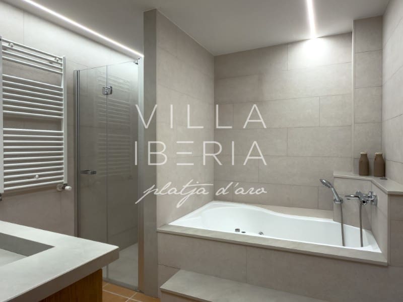 3 chambre Villa/Maison à vendre à Calonge i Sant Antoni avec piscine garage - 760 000 € (Ref: 9576671)