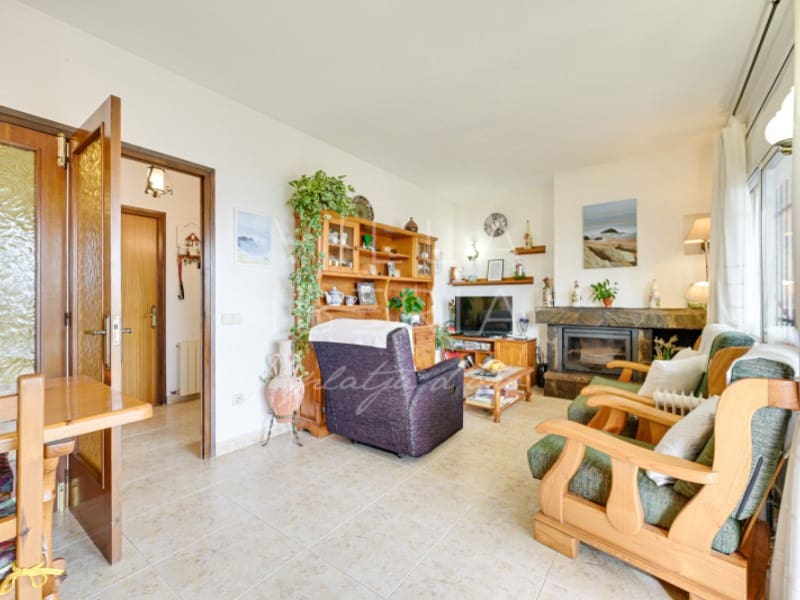 6 bedroom Villa for sale in Calonge i Sant Antoni with garage - € 495,000 (Ref: 9591574)