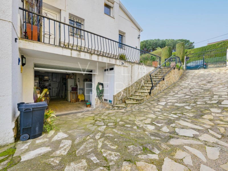 6 bedroom Villa for sale in Calonge i Sant Antoni with garage - € 495,000 (Ref: 9591574)