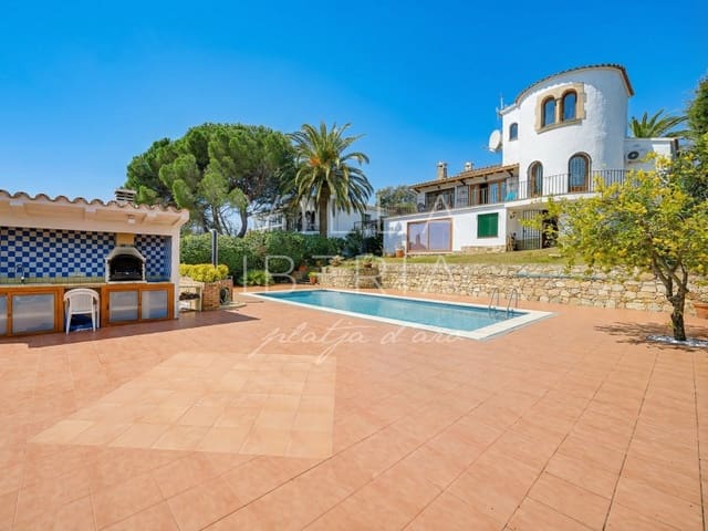 6 makuuhuone Huvila myytävänä paikassa Platja d'Aro, Castell-Platja d'Aro mukana uima-altaan - 670 000 € (Ref: 9596397)