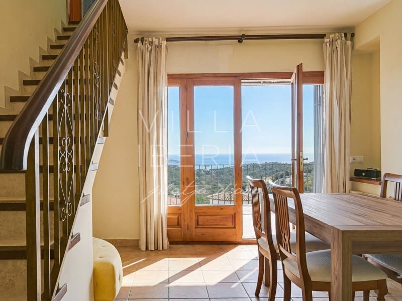 6 makuuhuone Huvila myytävänä paikassa Platja d'Aro mukana uima-altaan - 670 000 € (Ref: 9596397)