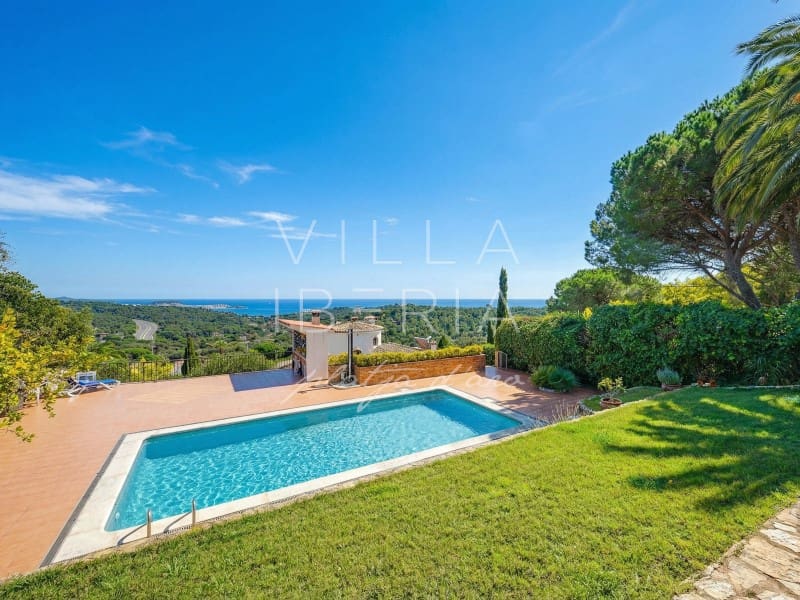 6 makuuhuone Huvila myytävänä paikassa Platja d'Aro mukana uima-altaan - 670 000 € (Ref: 9596397)