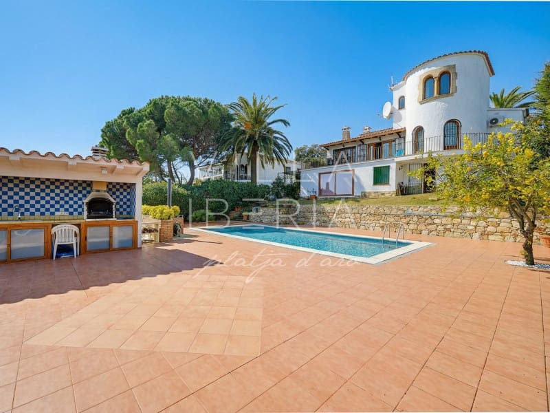 6 makuuhuone Huvila myytävänä paikassa Platja d'Aro mukana uima-altaan - 670 000 € (Ref: 9596397)