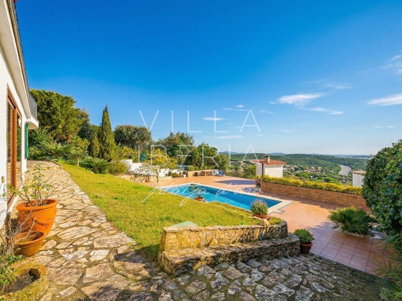 6 makuuhuone Huvila myytävänä paikassa Platja d'Aro mukana uima-altaan - 670 000 € (Ref: 9596397)