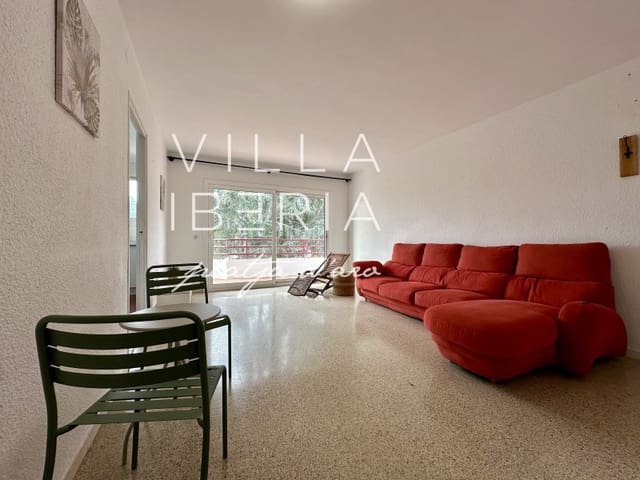 Apartamento de 2 habitaciones en Platja d'Aro, Castell-Platja d'Aro en venta - 225.000 € (Ref: 9596398)