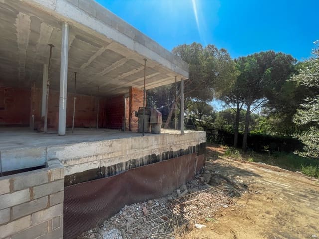 5 bedroom Villa for sale in Calonge i Sant Antoni with pool garage - € 950,000 (Ref: 9611424)