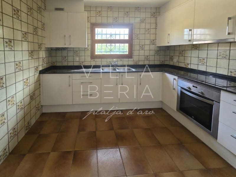 4 soverom Villa til salgs i Platja d'Aro med garasje - € 800 000 (Ref: 9627825)